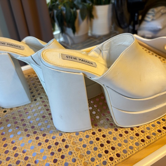 Steve Madden Women's Platform Sandals - Picture 4 of 7
